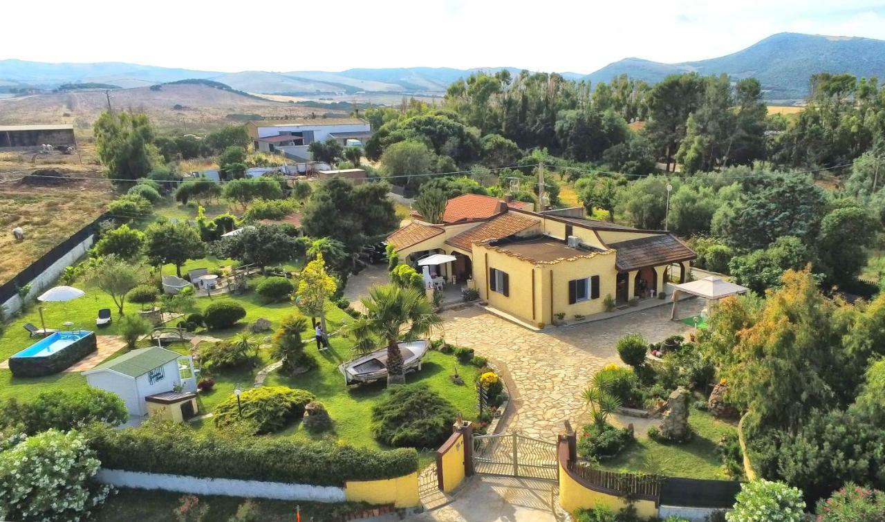Casa Vacanze La Guzzetta Ranch Villa Canaglia Exterior foto